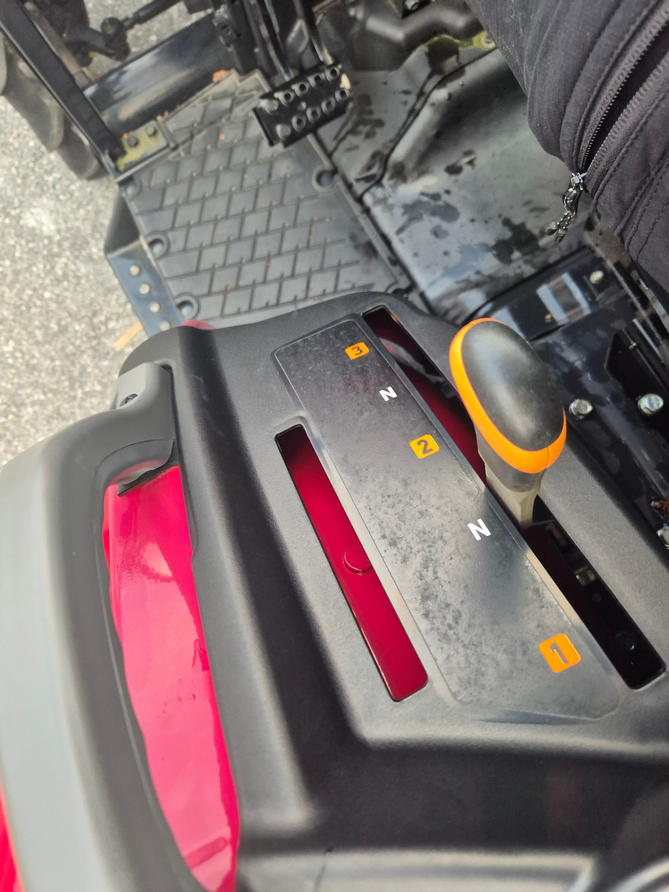 Yanmar YT235 – Bild 10