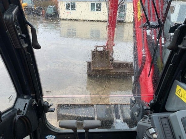YANMAR VIO80 – Bild 7