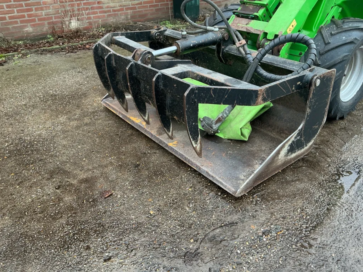 Avant M528 MPCT Schaufel – Bild 8