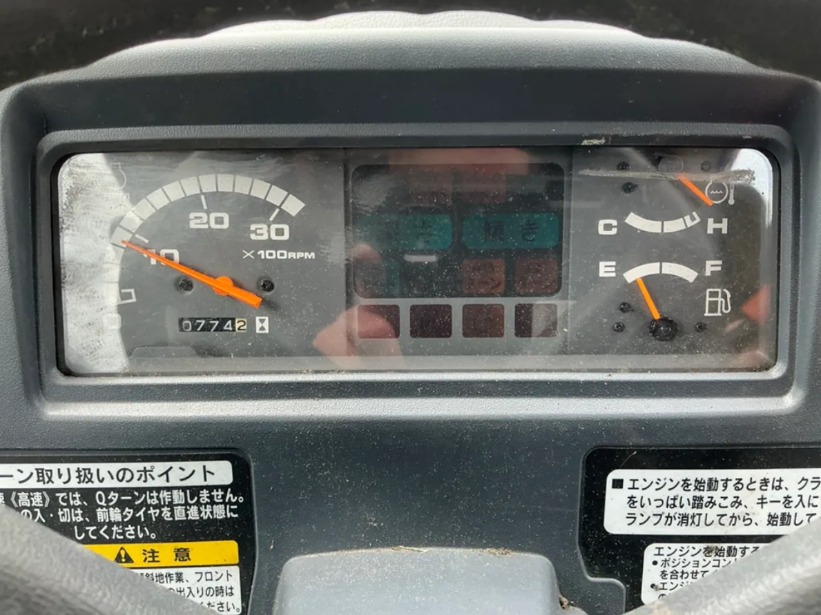 Mitsubishi GS25 4x4 – Bild 7