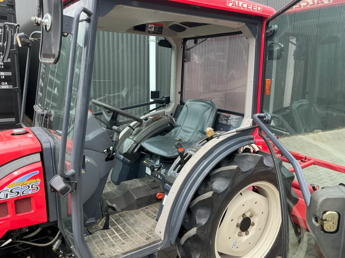 Mitsubishi GS25 4x4 – Bild 6