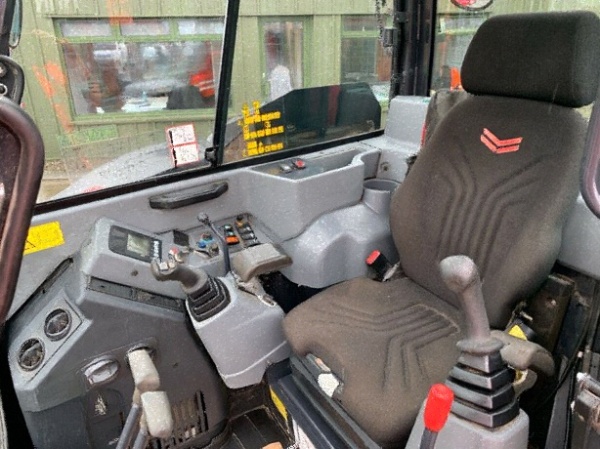 YANMAR VIO80 – Bild 5